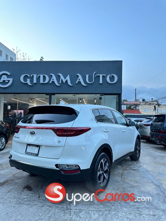 2021 Kia Sportage LX — foto 4 / 10