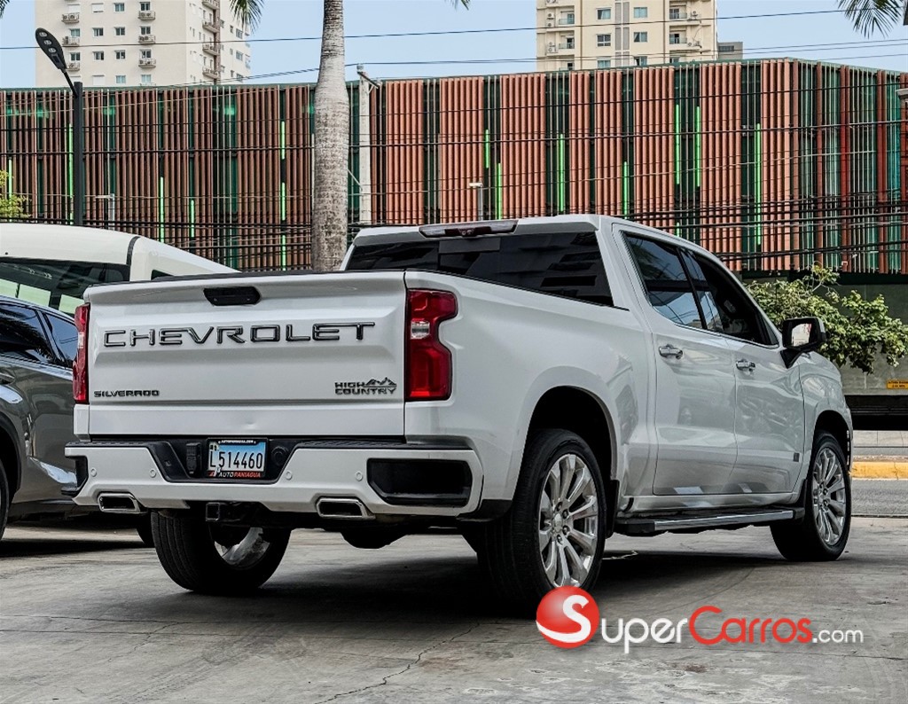 2021 Chevrolet Silverado High Country Duramax — foto 2 / 10