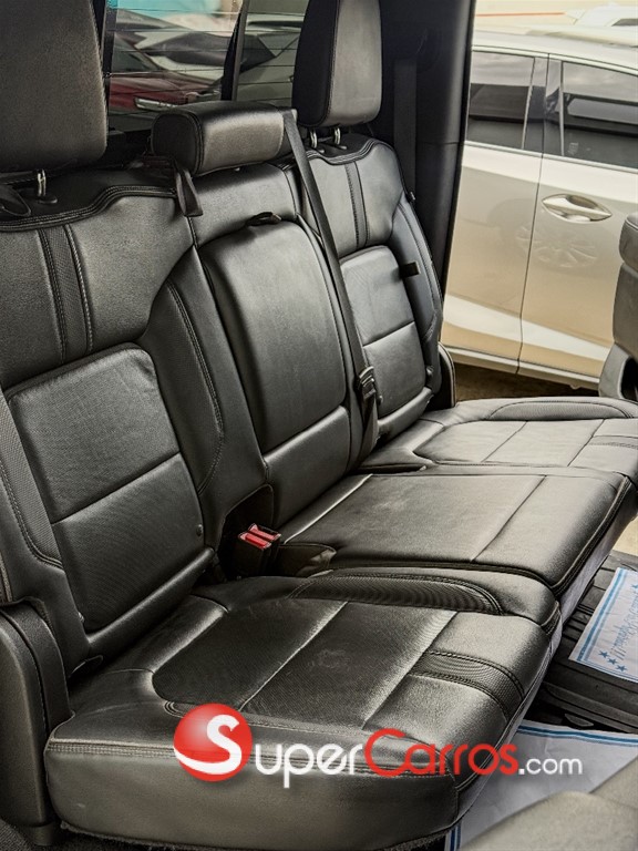 2021 Chevrolet Silverado High Country Duramax — foto 4 / 10