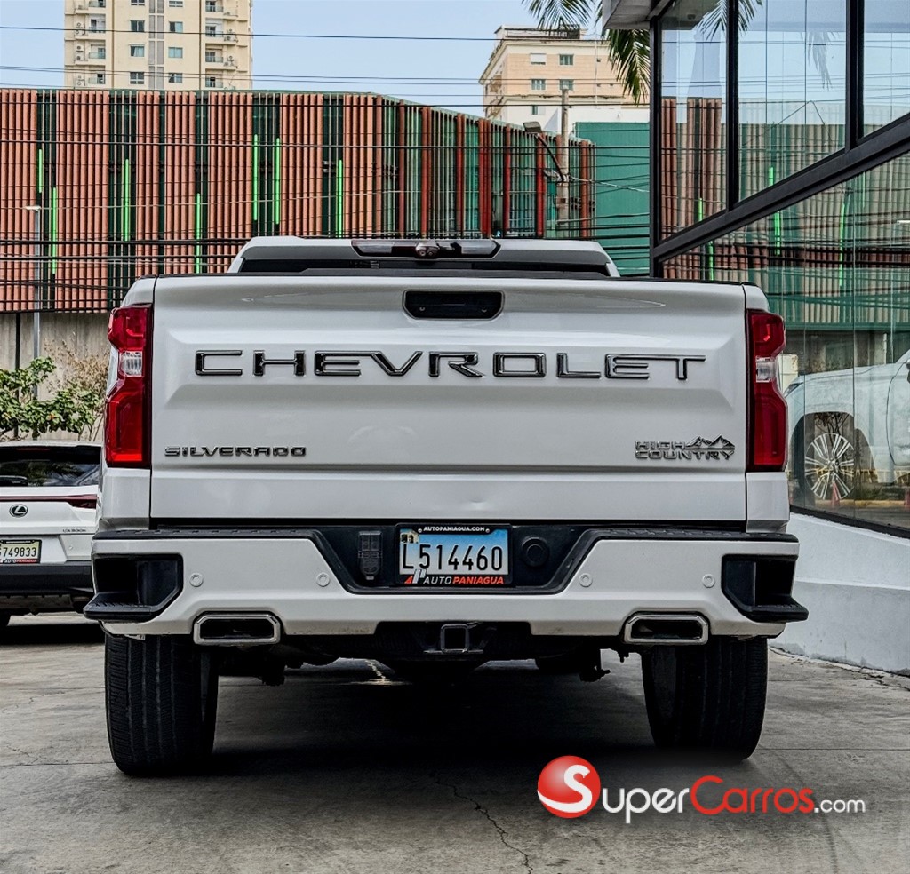 2021 Chevrolet Silverado High Country Duramax — foto 8 / 10