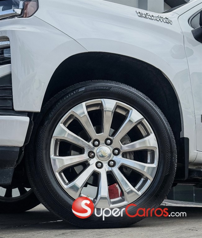 2021 Chevrolet Silverado High Country Duramax — foto 9 / 10