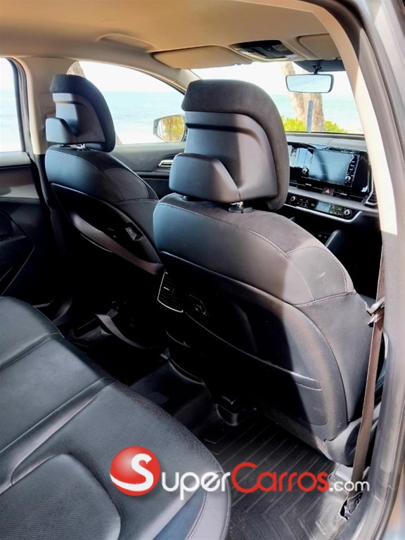 2023 Kia Sportage Luxury — foto 9 / 12