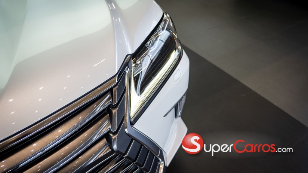 2018 Lexus LX 570 — foto 4 / 12