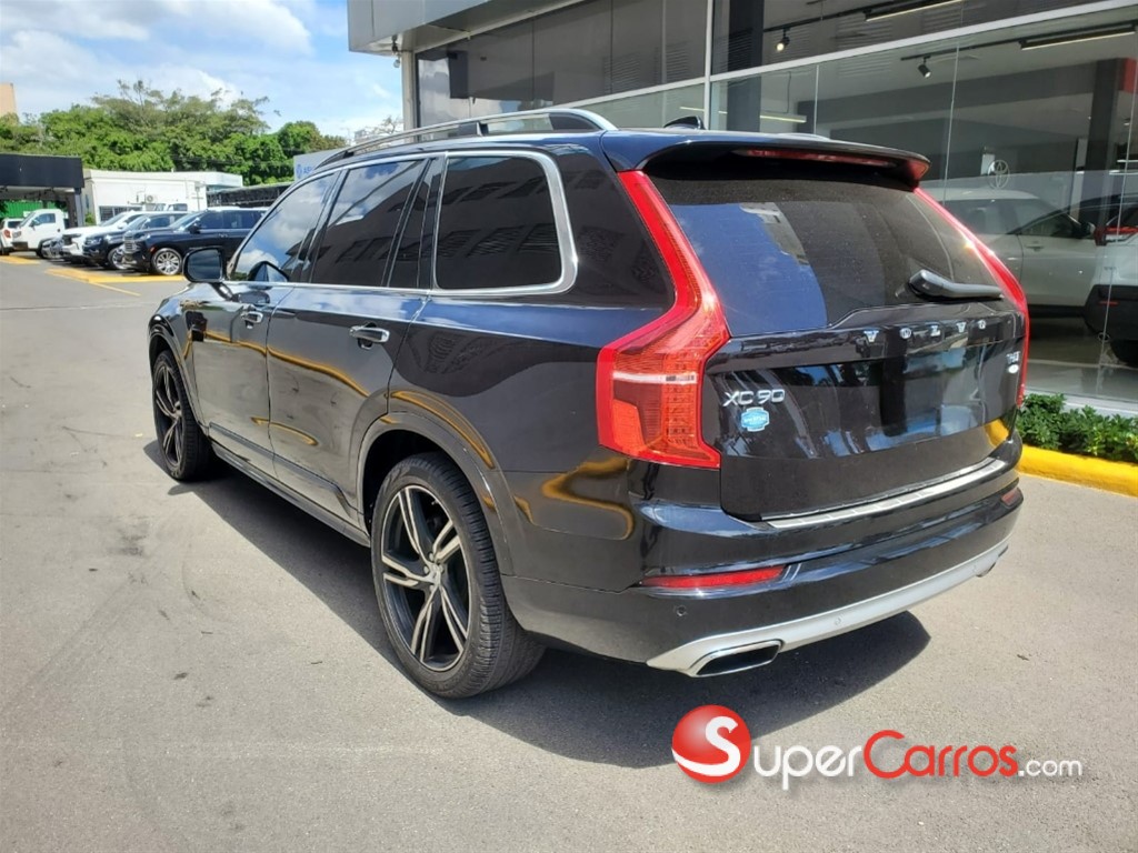 2019 Volvo XC90 Momentum T6 — foto 3 / 12