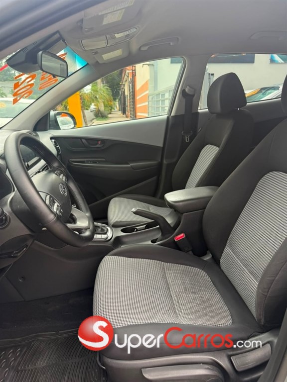 2021 Hyundai KONA SEL — foto 9 / 11