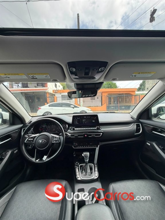 2021 Kia Seltos SX-T — foto 3 / 12