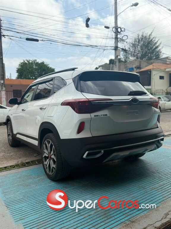 2021 Kia Seltos SX-T — foto 10 / 12