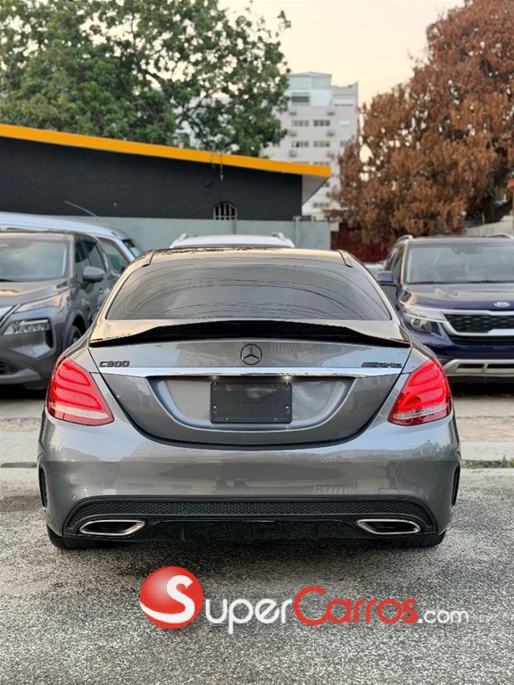 2018 Mercedes-Benz Clase C 300 AMG 4Matic — foto 5 / 9