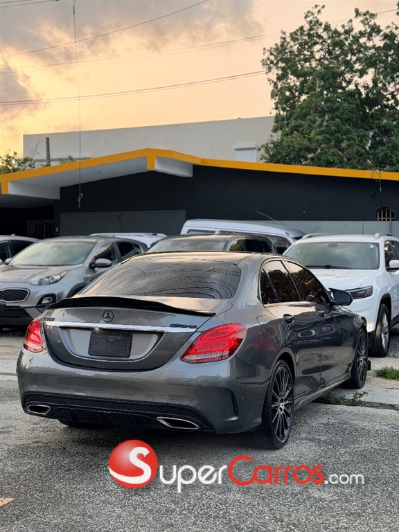 2018 Mercedes-Benz Clase C 300 AMG 4Matic — foto 6 / 9