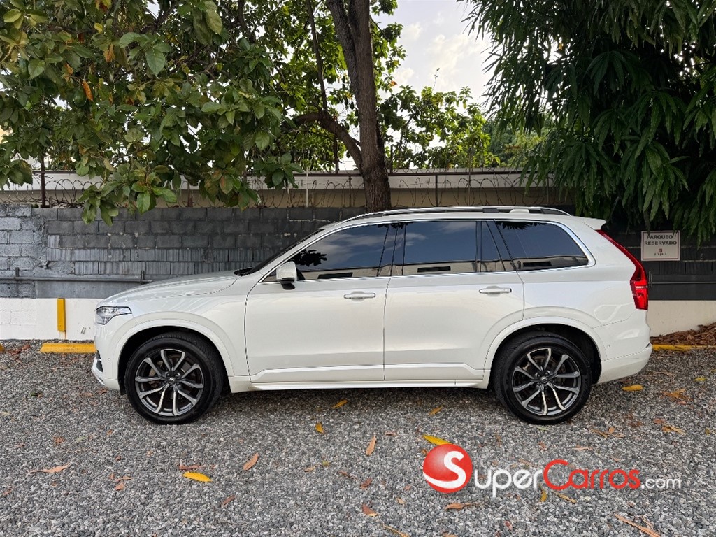 2017 Volvo XC90 Momentum T5 — foto 3 / 12