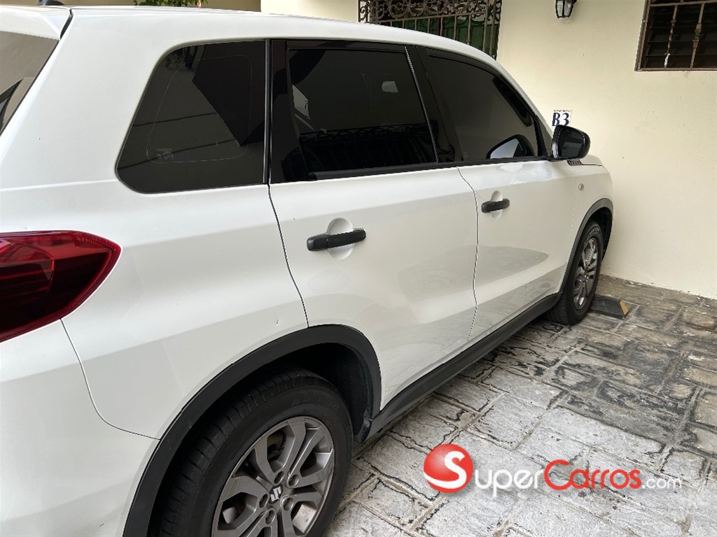 2020 Suzuki Vitara — foto 3 / 12
