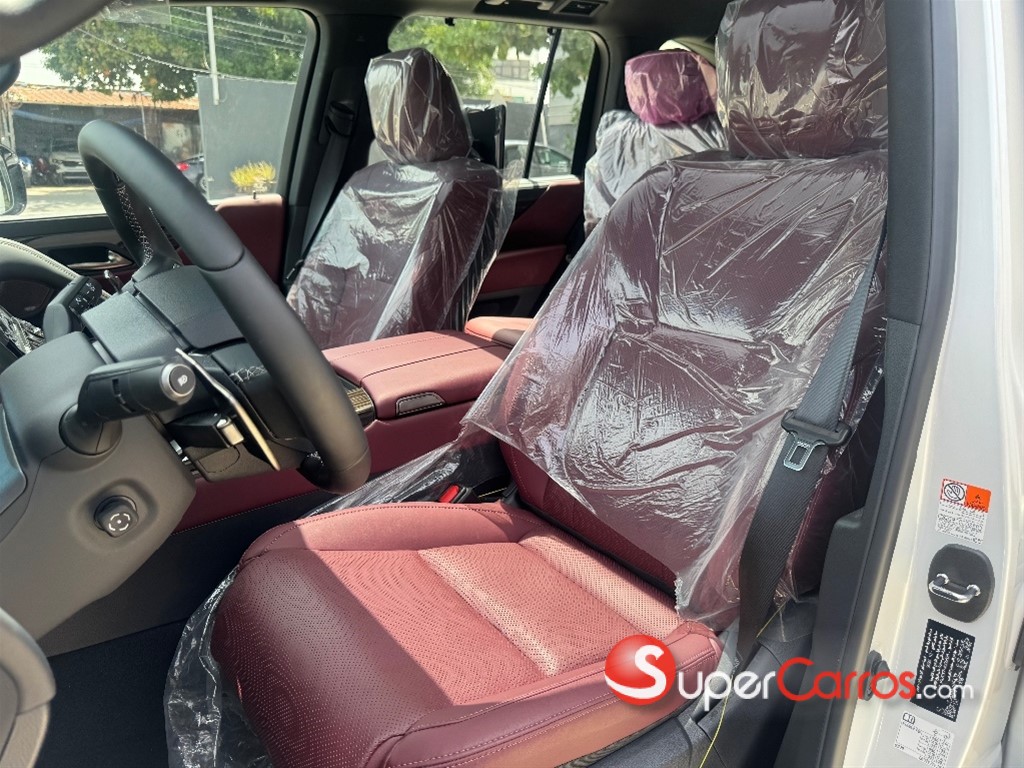 2027 Lexus LX LX 500d urban — foto 9 / 12