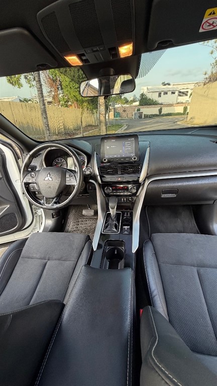2024 Mitsubishi Motors Eclipse Cross — foto 9 / 12