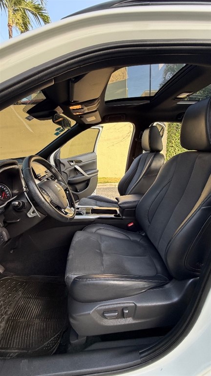 2024 Mitsubishi Motors Eclipse Cross — foto 12 / 12