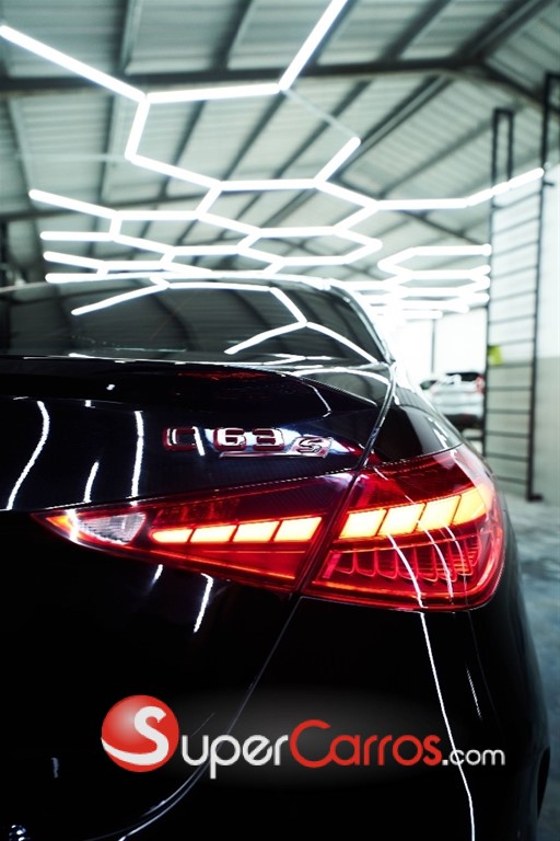 2025 Mercedes-Benz Clase C 63 S — foto 5 / 12