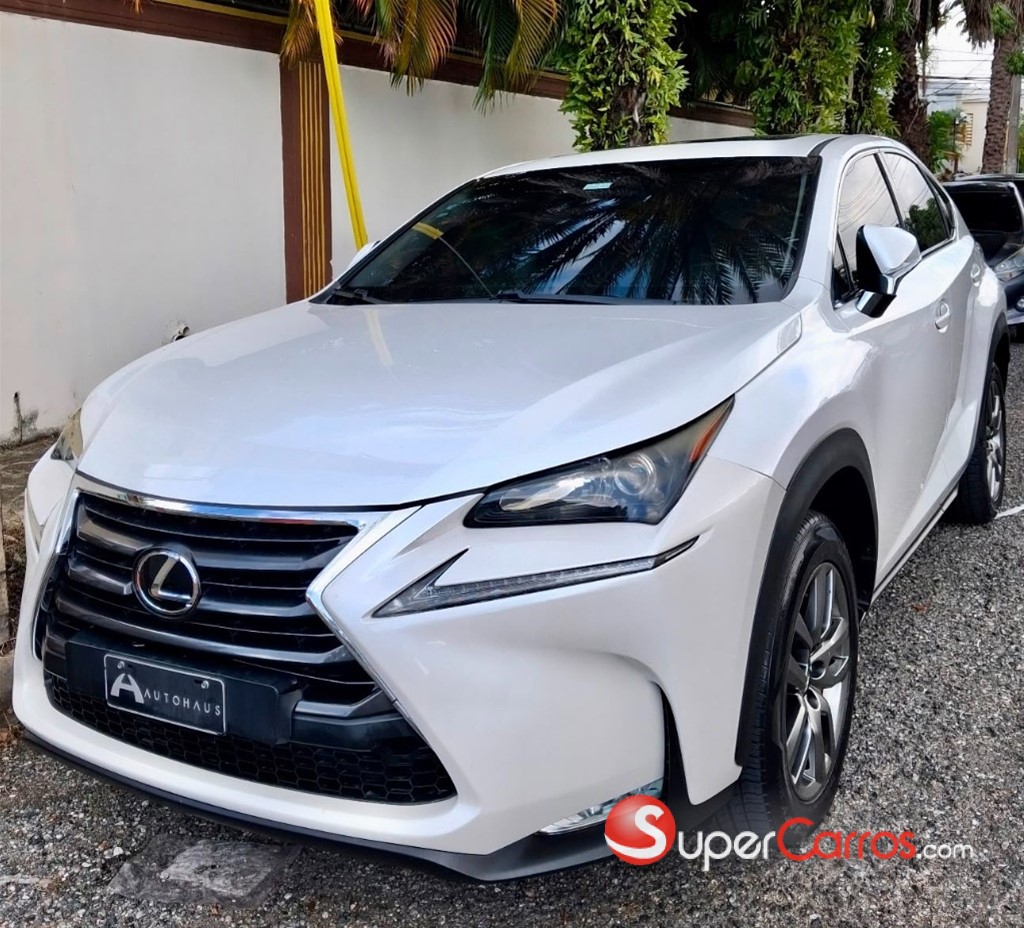 2016 Lexus NX 200T — foto 2 / 11