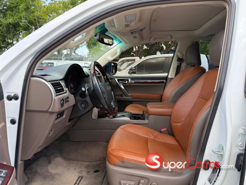 2016 Lexus GX 460 — foto 3 / 12