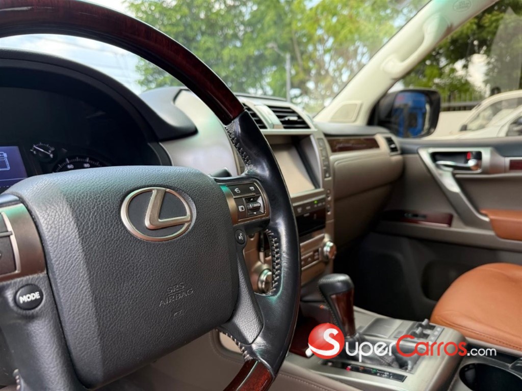2016 Lexus GX 460 — foto 4 / 12