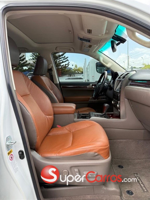2016 Lexus GX 460 — foto 10 / 12