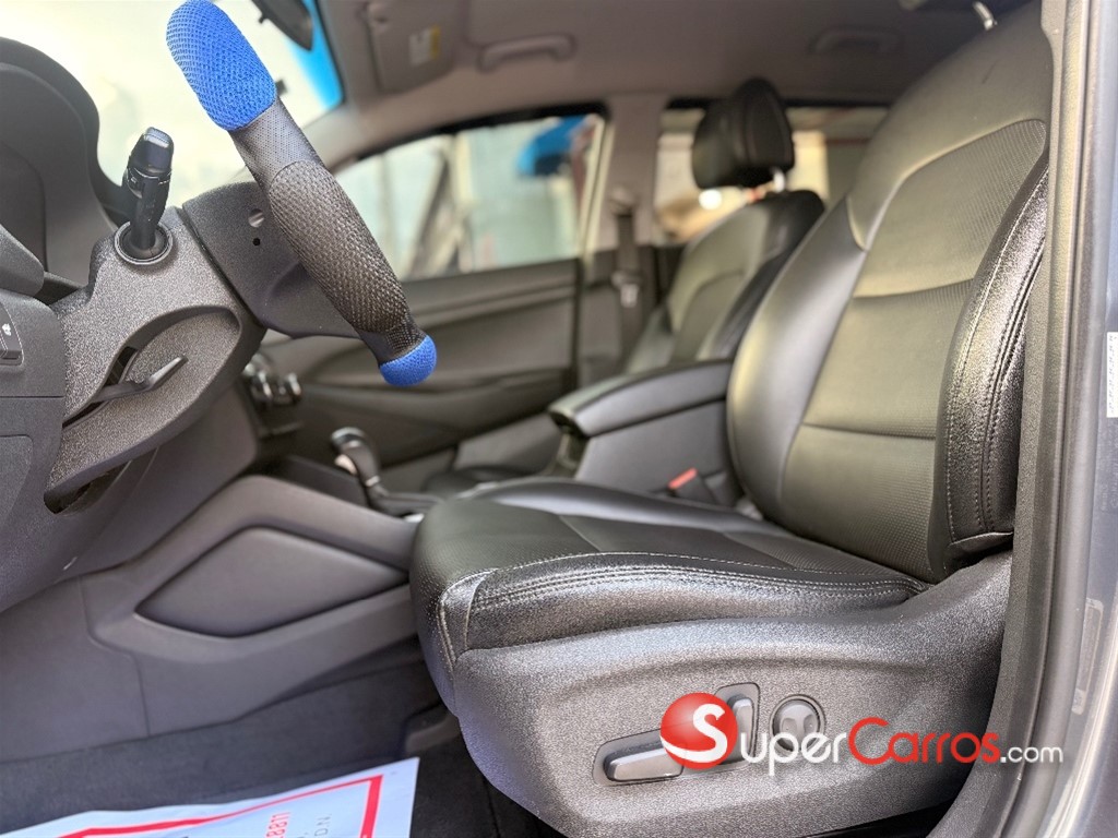 2017 Hyundai Tucson Sport — foto 6 / 9