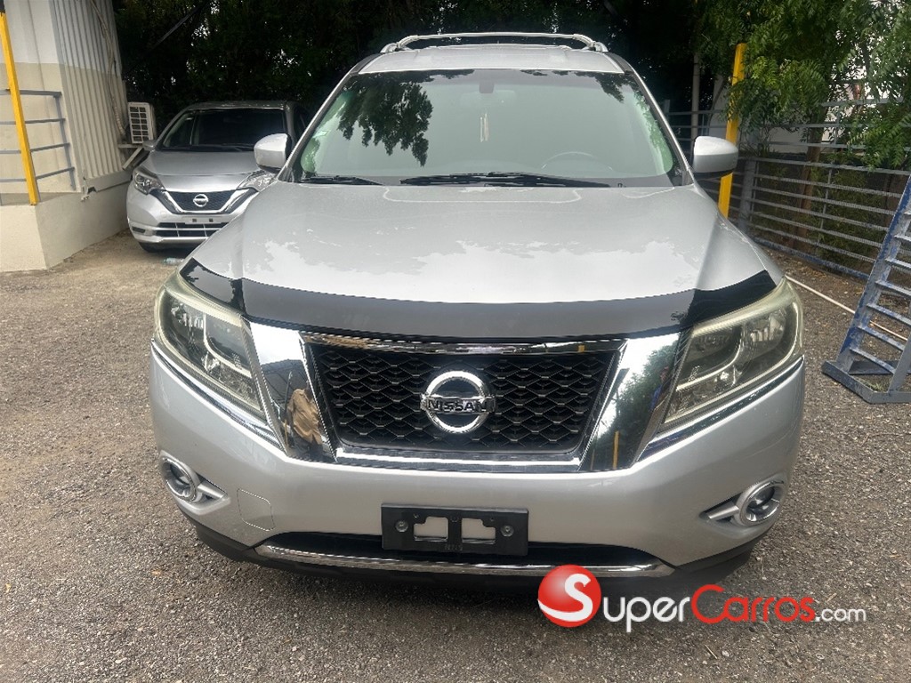 2013 Nissan Pathfinder — foto 2 / 12
