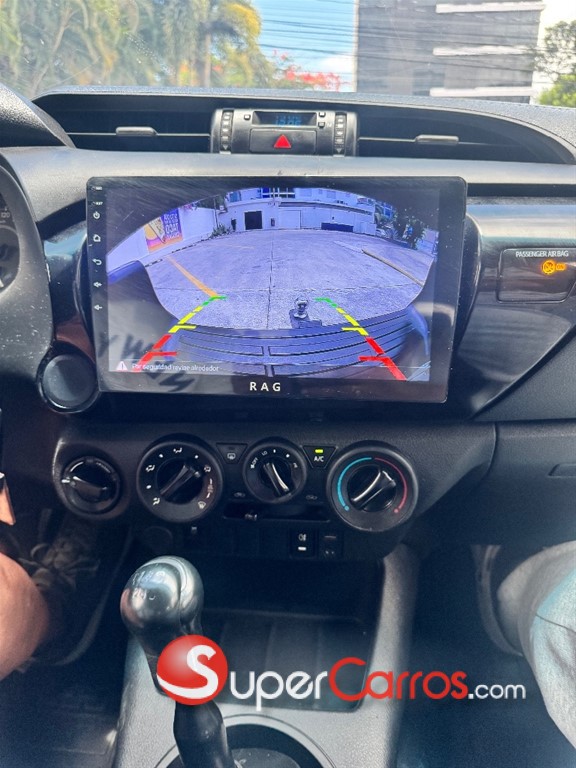 2021 Toyota Hilux SRV — foto 9 / 12