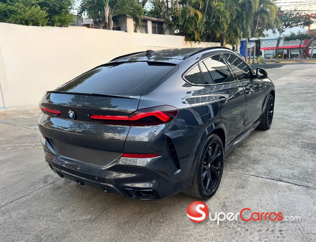 2021 BMW X 6 SDrive40i — foto 3 / 12
