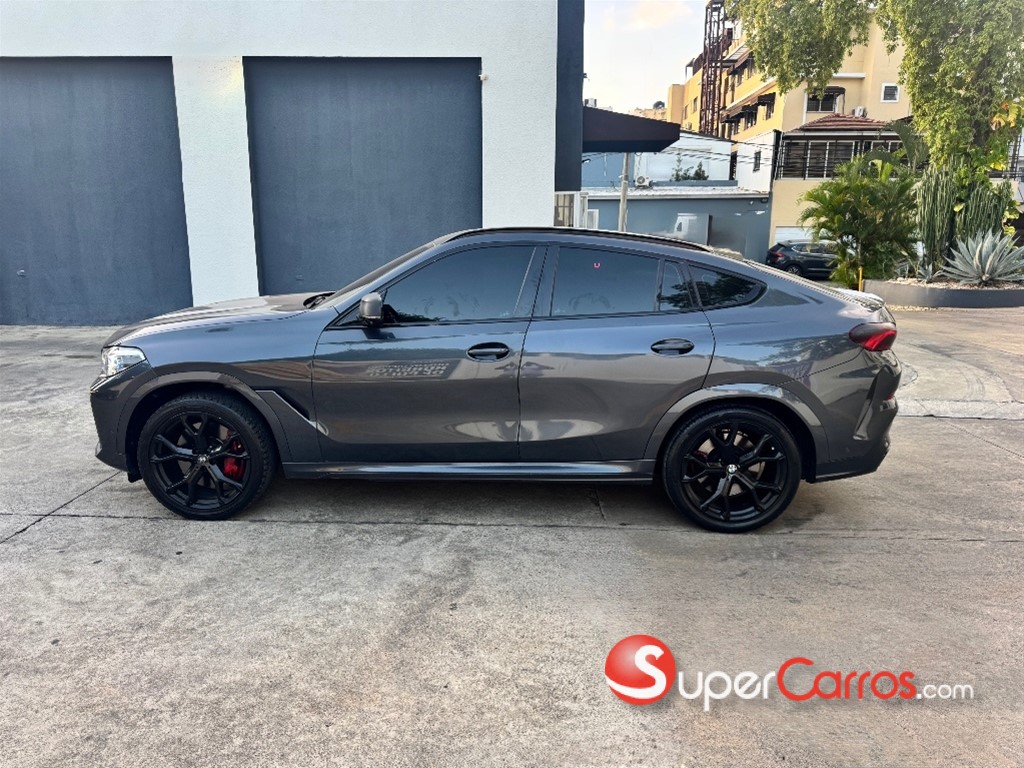 2021 BMW X 6 SDrive40i — foto 7 / 12