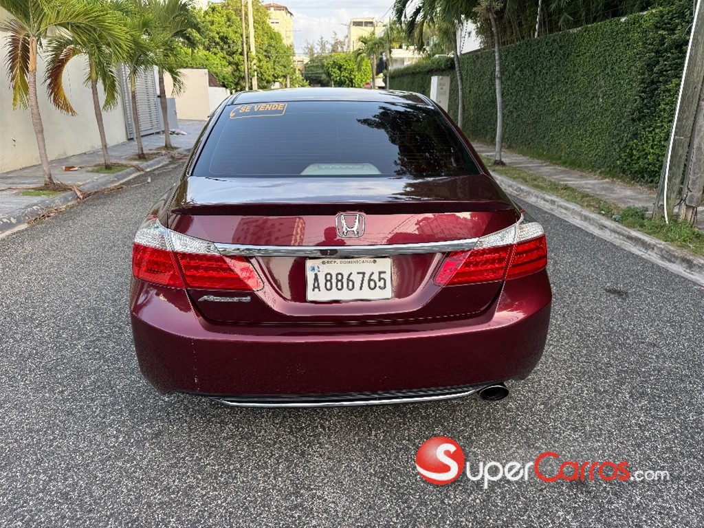 2014 Honda Accord LX — foto 6 / 9