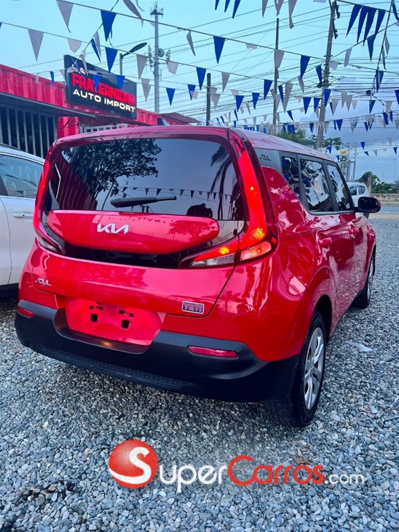 2022 Kia Soul — foto 8 / 9