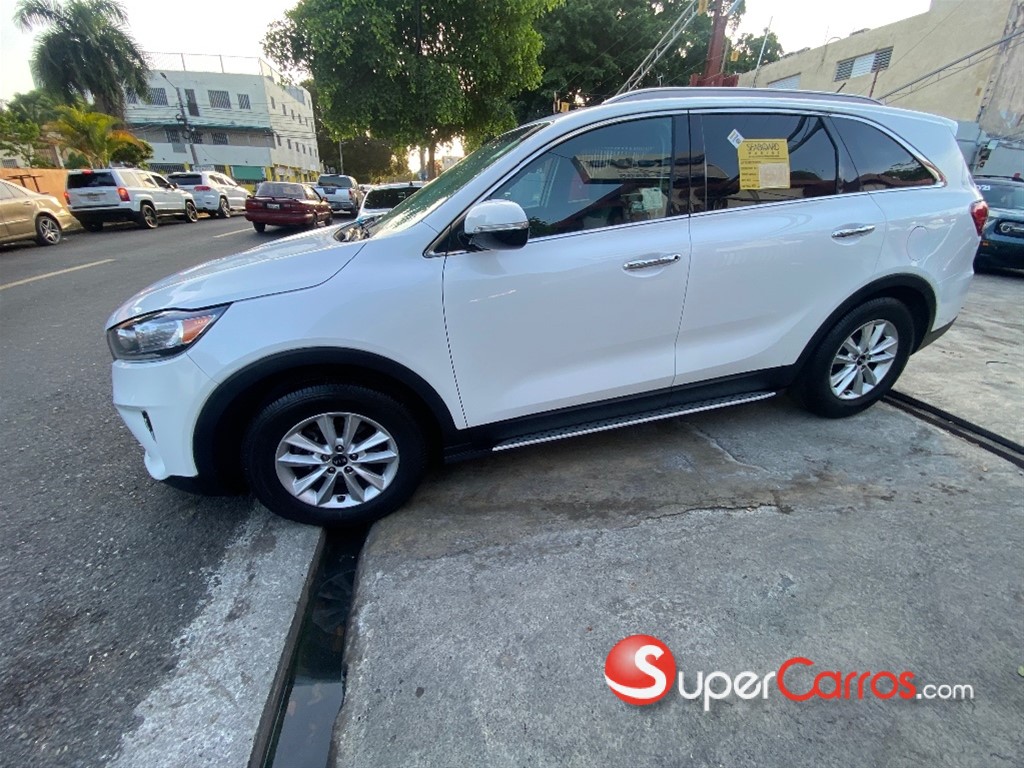 2020 Kia Sorento LX — foto 4 / 12