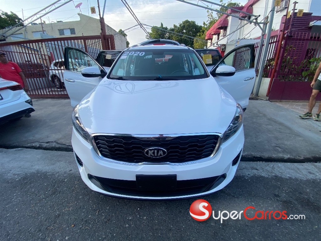 2020 Kia Sorento LX — foto 9 / 12