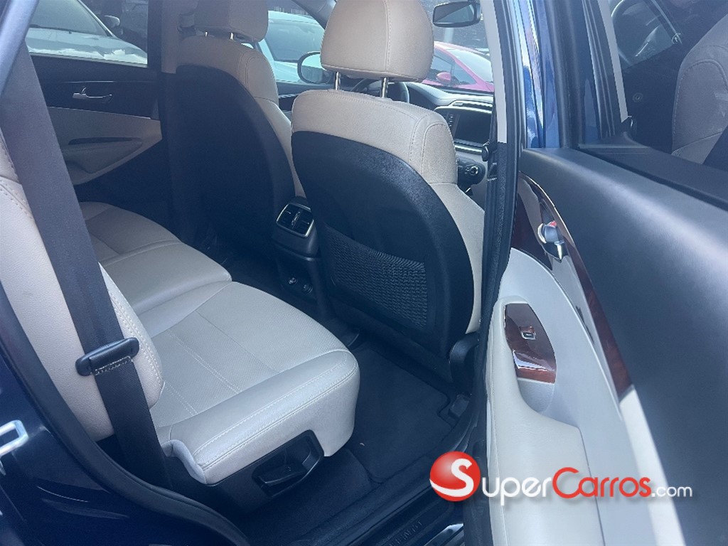 2018 Kia Sorento — foto 10 / 12