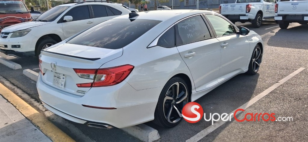 2021 Honda Accord Special Edition — foto 8 / 12