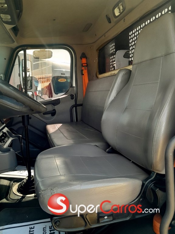 2014 Freightliner M2 — foto 3 / 9