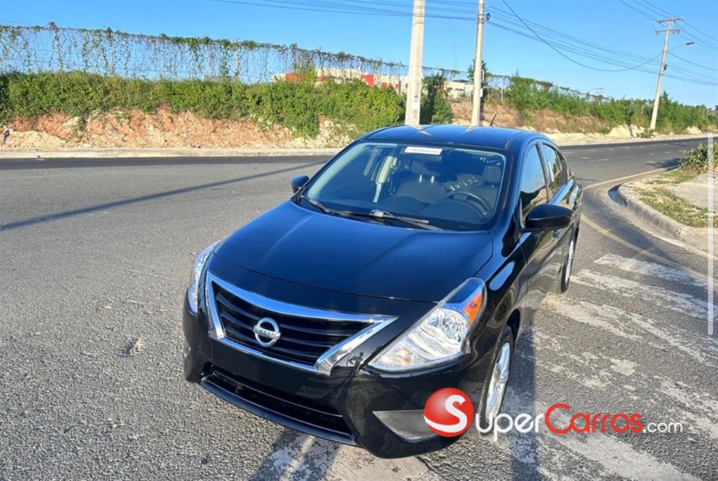 2019 Nissan Versa — foto 9 / 9