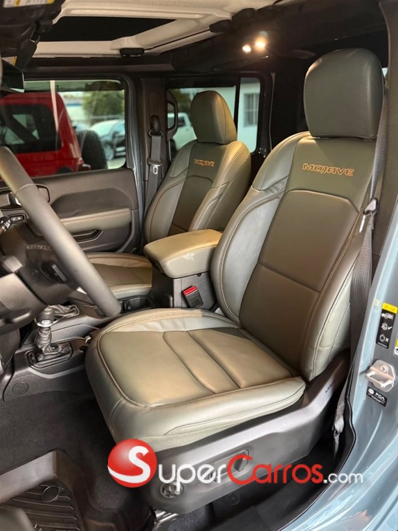 2025 Jeep Gladiator Mojave — foto 10 / 12