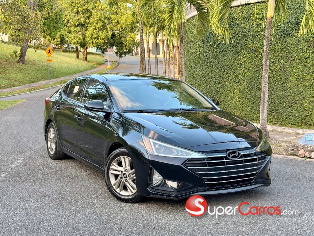 2020 Hyundai Elantra SEL — foto 3 / 8