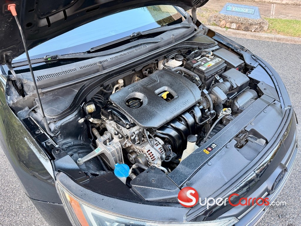 2020 Hyundai Elantra SEL — foto 8 / 8