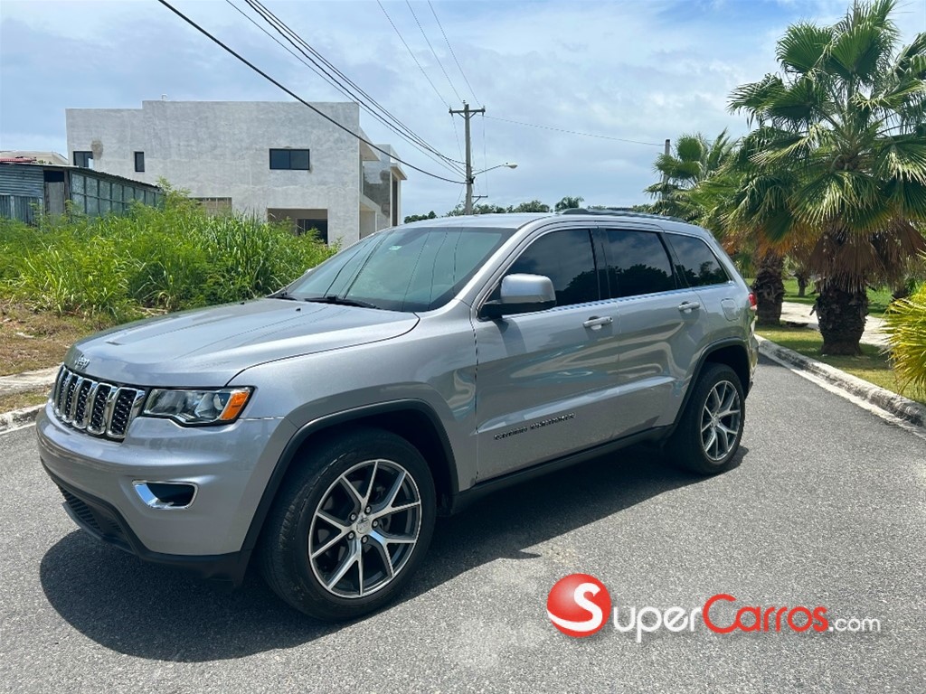 2017 Jeep Grand Cherokee Laredo