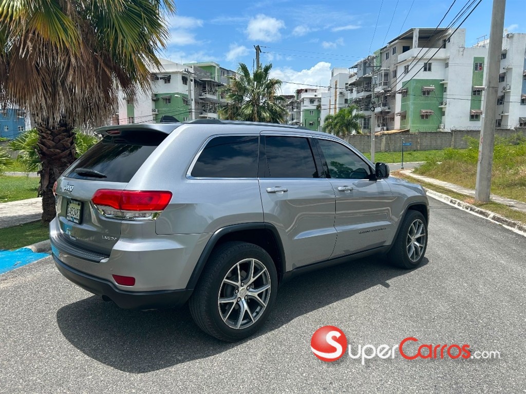 2017 Jeep Grand Cherokee Laredo — foto 5 / 12
