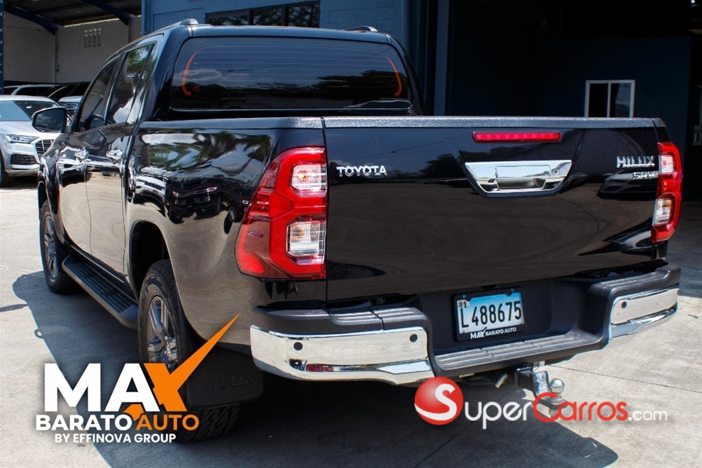 2023 Toyota Hilux Limited — foto 4 / 9
