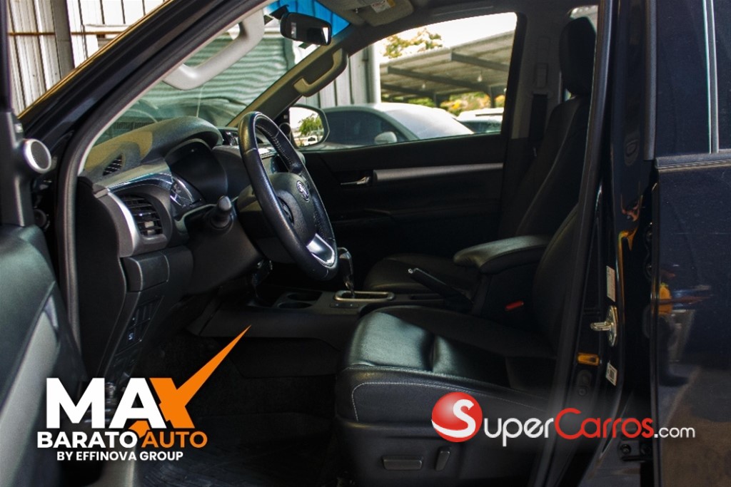 2023 Toyota Hilux Limited — foto 5 / 9