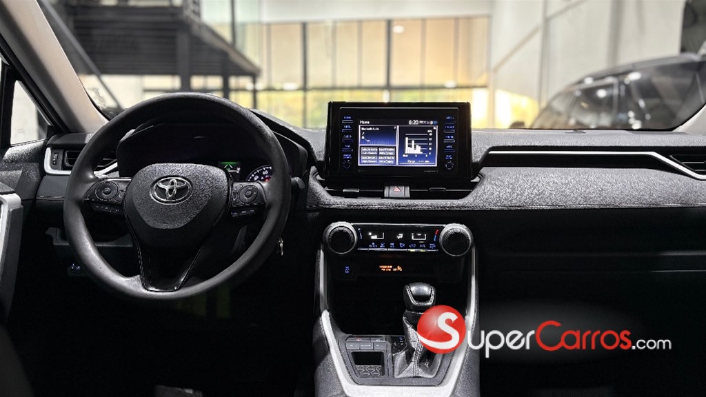 2021 Toyota RAV4 LE — foto 8 / 9