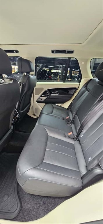 2024 Land Rover Range Rover SE — foto 4 / 11