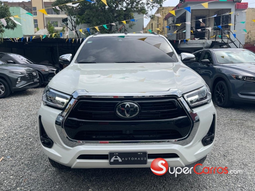 2022 Toyota Hilux — foto 2 / 9