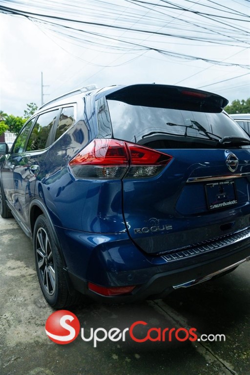2020 Nissan Rogue SL — foto 6 / 12