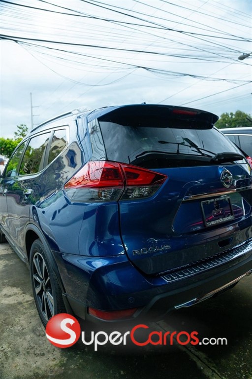 2020 Nissan Rogue SL — foto 11 / 12
