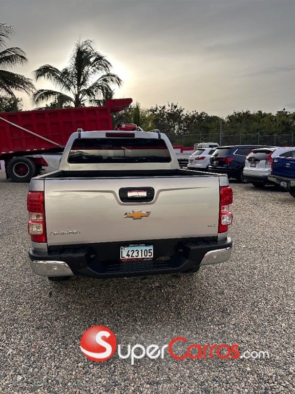 2020 Chevrolet Colorado LTZ — foto 2 / 8