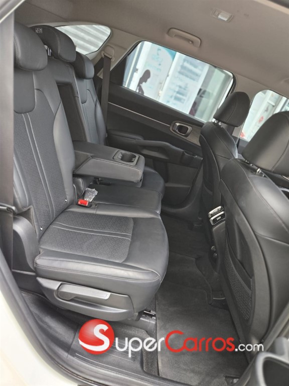 2022 Kia Sorento SX — foto 7 / 12